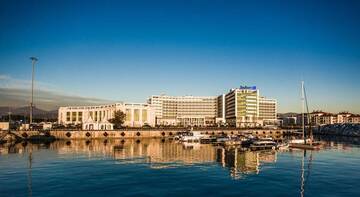 Фотографии Гостиница Radisson Blu Resort & Congress Centre 5* г. Адлер Краснодарский край (Россия) №1 Фото Гостиница Radisson Blu Resort & Congress Centre 5* г. Адлер 1