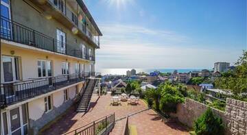 Фотографии Гостиница Gnezdo Lastochki Guest House г. Адлер Краснодарский край (Россия) №1 Фото Гостиница Gnezdo Lastochki Guest House г. Адлер 1