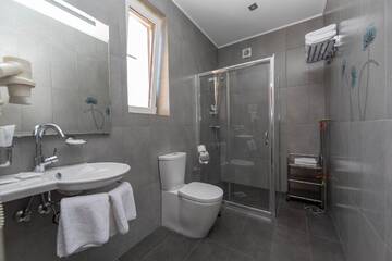 Фото номера  Комфорт Отель Цитрус г. Адлер 3