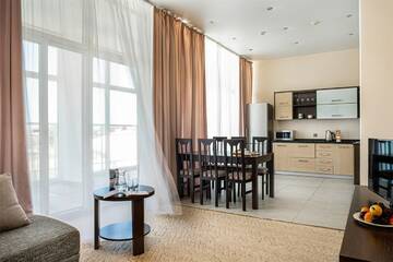 Фото номера Апартаменты-Модерн двухкомнатные (Two-room Modern Apartment) Гостиница Бархатные Сезоны Екатерининский Квартал г. Адлер 8