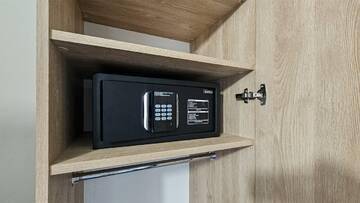 Фото номера Апартаменты Комфорт с кухней 1-комнатные (Apartment Comfort one-room) Гостиница Бархатные Сезоны Екатерининский Квартал г. Адлер 11
