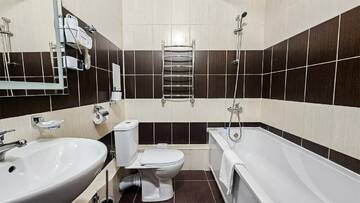 Фото номера Апартаменты Комфорт с кухней 1-комнатные (Apartment Comfort one-room) Гостиница Бархатные Сезоны Екатерининский Квартал г. Адлер 9