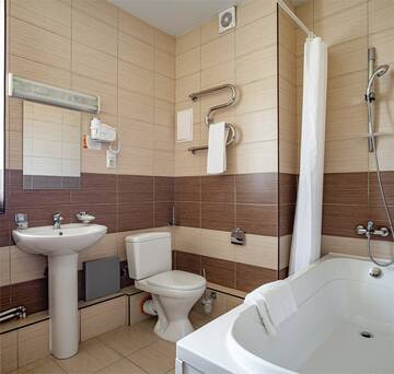 Фото номера Стандарт 2-комнатный (Two-room Standard) Гостиница Бархатные Сезоны Екатерининский Квартал г. Адлер 6