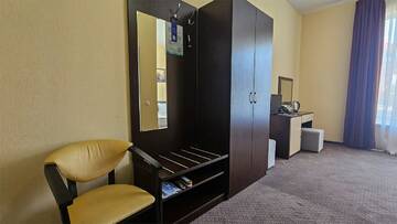 Фото номера Стандарт 2 - местный для маломобильных гостей (Handicapted room twin beds) Гостиница Бархатные Сезоны Екатерининский Квартал г. Адлер 5