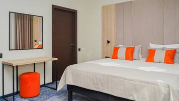 Фото номера Апартаменты Комфорт с кухней 1-комнатные (Apartment Comfort one-room) Гостиница Бархатные Сезоны Екатерининский Квартал г. Адлер 3