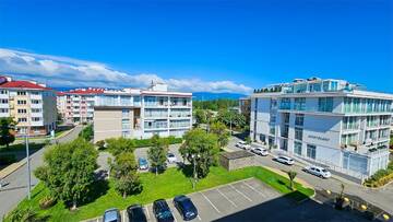 Фото номера Апартаменты-Модерн трехкомнатные (Three-room Modern Apartment) Гостиница Бархатные Сезоны Екатерининский Квартал г. Адлер 25
