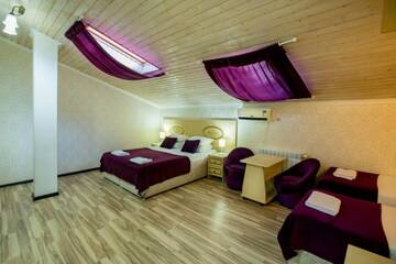 Фото номера Семейный мансардный номер Гостевой дом Galla Hotel г. Адлер 14