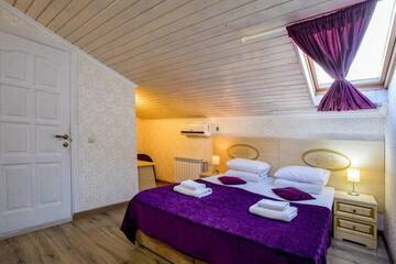 Фото номера Двухместный мансардный номер Гостевой дом Galla Hotel г. Адлер 3