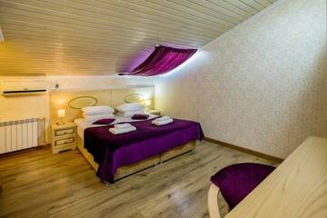 Фото номера Двухместный мансардный номер Гостевой дом Galla Hotel г. Адлер 4