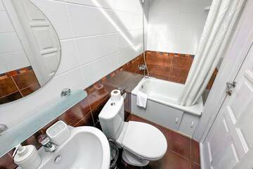 Фото номера Семейный мансардный номер Гостевой дом Galla Hotel г. Адлер 13