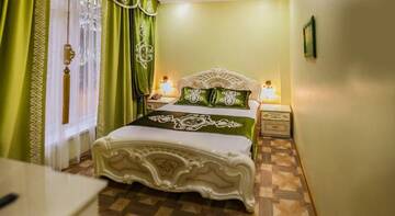 Фото номера Стандартный двухместный номер с 1 кроватью Гостиница SM Royal Hotel г. Адлер 2