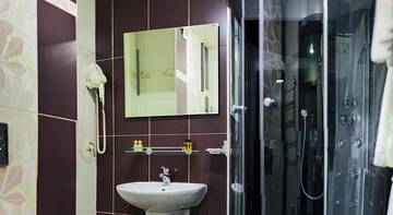 Фото номера Стандартный двухместный номер с 1 кроватью Гостиница SM Royal Hotel г. Адлер 3