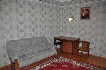 Фото номера Классический трехместный номер Гостиница Экипаж г. Адлер 4