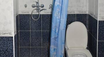 Фото номера Улучшенный двухместный номер с 1 кроватью и террасой Гостиница Морская Сказка г. Адлер 18