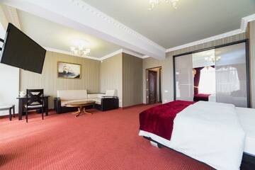 Фото номера Номер люкс с 1 двуспальной кроватью Гостевой дом ANI Guest House г. Адлер 3