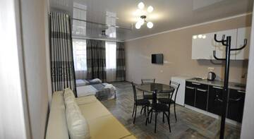 Фото номера Улучшенный номер - студио Гостиница Color Olympics Guest House г. Адлер 11