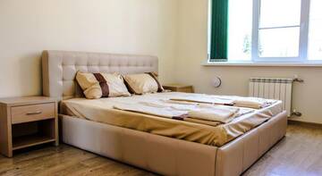 Фото номера Апартаменты с видом на бассейн Апартаменты Apartment in Orhideya Park г. Адлер 5