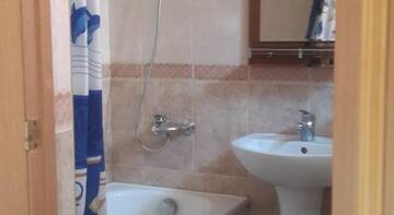 Фото номера Улучшенный двухместный номер с 1 кроватью Гостиница Guest house U Niny г. Адлер 22