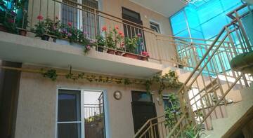 Фото номера Апартаменты с 1 спальней Гостиница Guest house U Niny г. Адлер 11