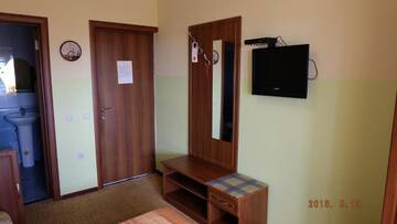 Фото номера Трехместный номер Гостиница AdlerOk Guest House г. Адлер 3