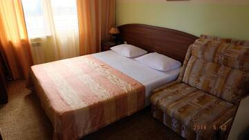 Фото номера Трехместный номер Гостиница AdlerOk Guest House г. Адлер 2