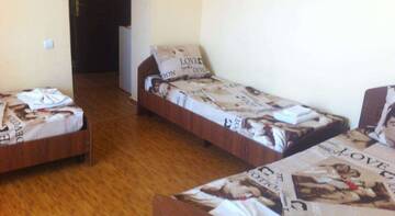 Фото номера Номер  Гостиница Oganes Hotel г. Адлер 60