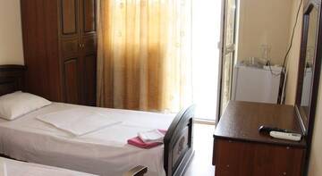 Фото номера Номер  Гостиница Oganes Hotel г. Адлер 35