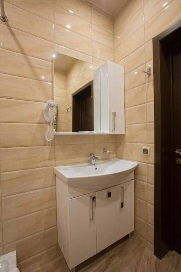 Фото номера Классический семейный номер Гостиница ML Hotel г. Адлер 2