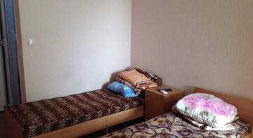 Фото номера Стандартный двухместный номер с 2 отдельными кроватями Гостиница Гостевой дом «У Славы» г. Адлер 14
