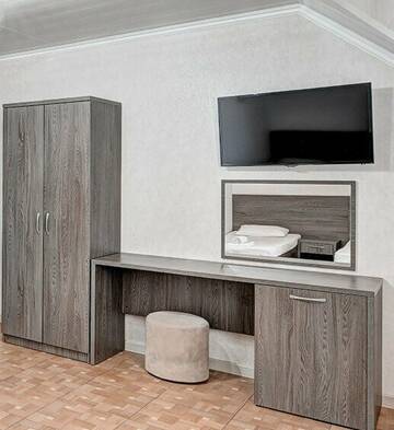 Фото номера Бюджетный двухместный номер с 2 отдельными кроватями Гостиница Гостевой Дом Марта г. Адлер 3
