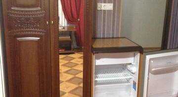 Фото номера Стандартный трехместный номер с видом на море Гостиница Daniella Guest house г. Адлер 12