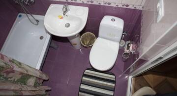 Фото номера Стандартный трехместный номер с видом на море Гостиница Daniella Guest house г. Адлер 4
