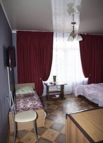 Фото номера Стандартный трехместный номер с видом на море Гостиница Daniella Guest house г. Адлер 3