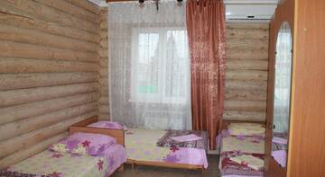 Фото номера Стандартный трехместный номер Гостевой дом Эко Дом г. Адлер 6