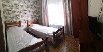 Фото номера Стандарт 2-3 этаж Гостевой дом Мини Отель Эдельвейс г. Адлер 6