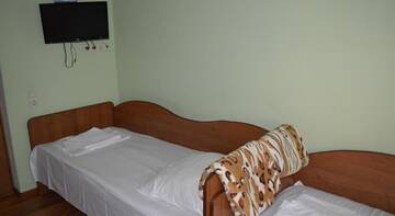 Фото номера Трехместный номер эконом-класса Гостиница Guest House V Olimpiyskoy Derevne г. Адлер 5
