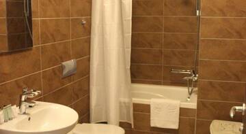 Фото номера Апартаменты-студио Гостиница with Terrace on Triumfalnaia г. Адлер 23