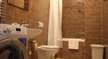Фото номера Апартаменты-студио Гостиница with Terrace on Triumfalnaia г. Адлер 17