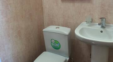 Фото номера Стандартный двухместный номер с 2 отдельными кроватями Гостиница Гостевой дом «Желтый» г. Адлер 14