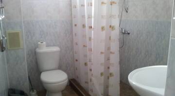 Фото номера Стандартный трехместный номер Гостевой дом Юкка г. Адлер 5