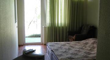 Фото номера Четырехместный номер &amp;quot;Комфорт&amp;quot; Гостиница Guest house Artem г. Адлер 2