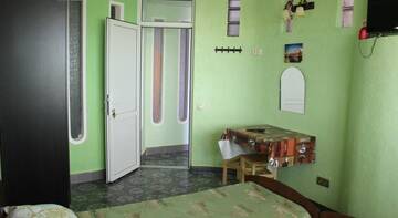 Фото номера Двухместный номер с 2 отдельными кроватями Гостиница Guest house Anastasiya г. Адлер 5