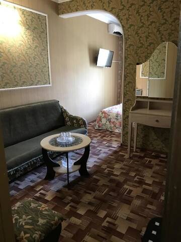 Фото номера Полулюкс с балконом Гостиница Гостевой дом Спутник г. Адлер 10
