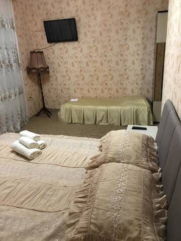 Фото номера Полулюкс с балконом Гостиница Гостевой дом Спутник г. Адлер 4