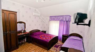 Фото номера Трехместный номер Гостиница Гостевой дом Exotic г. Адлер 2