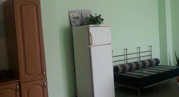 Фото номера Трехместный номер с общим туалетом Гостиница Гостевой дом «На Белых акаций» г. Адлер 2