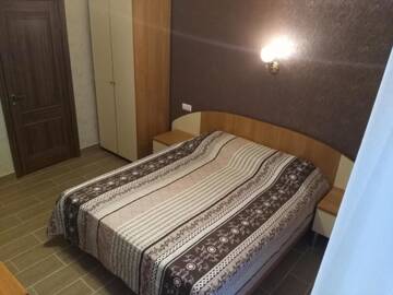 Фото номера Двухместный номер с 1 кроватью и балконом Мини-отель  Версаль г. Адлер 8