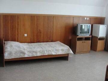 Фото номера Трехместный номер с видом на море Гостиница Guest House Khristophor г. Адлер 4