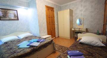 Фото номера Стандартный трехместный номер Гостиница  Adler Home г. Адлер 9