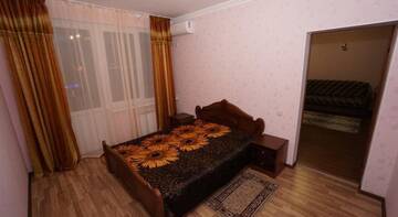 Фото номера Семейный люкс с балконом Гостиница Guest house Na Figurnoy 51 г. Адлер 3